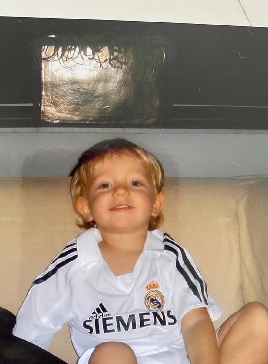 Dean Huijsen : "Le Real Madrid est le meilleur club du monde. C'est là que je voulais aller depuis petit. Maintenant, j'y suis et j'ai hâte de commencer."