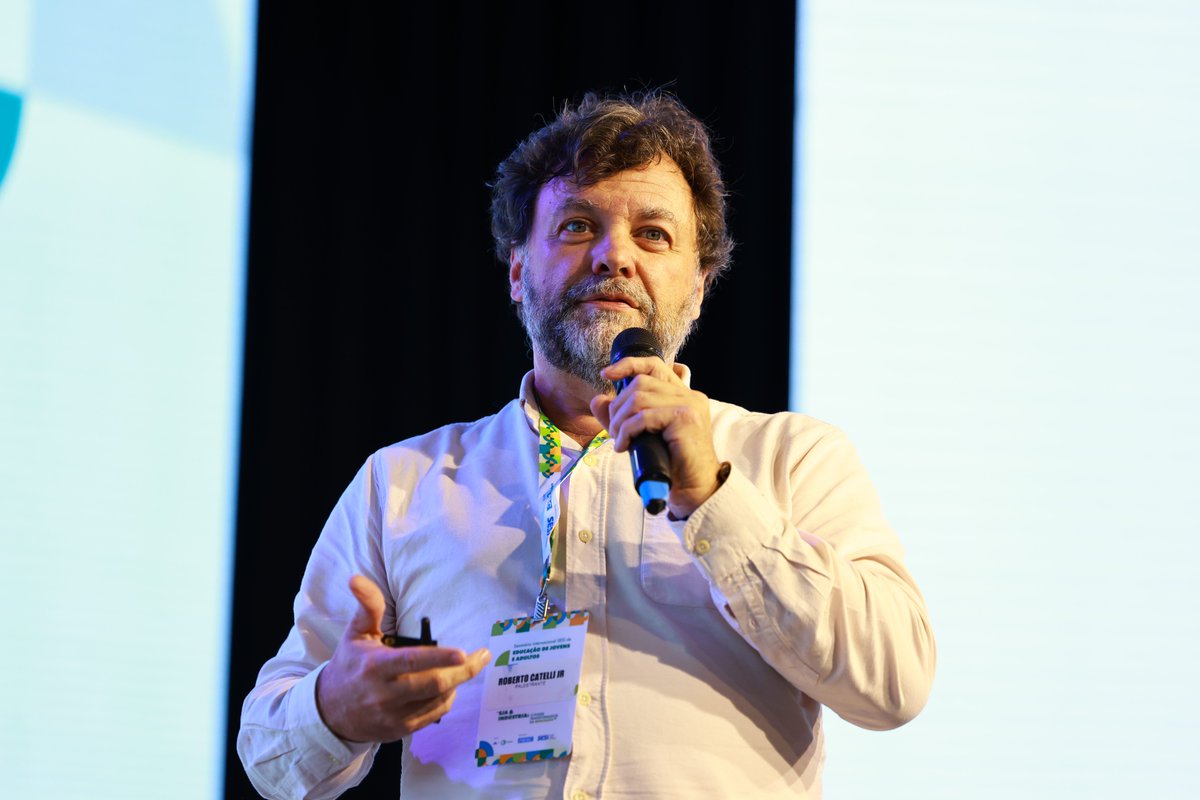 Estamos recebendo o Seminário Internacional de Educação de Jovens e Adultos (EJA).
Especialistas da África do Sul, Europa e América Latina compartilharam experiências, boas práticas e inovações que fortalecem a EJA como um instrumento de inclusão social. <a href="/SouSESI/">Sou SESI</a>