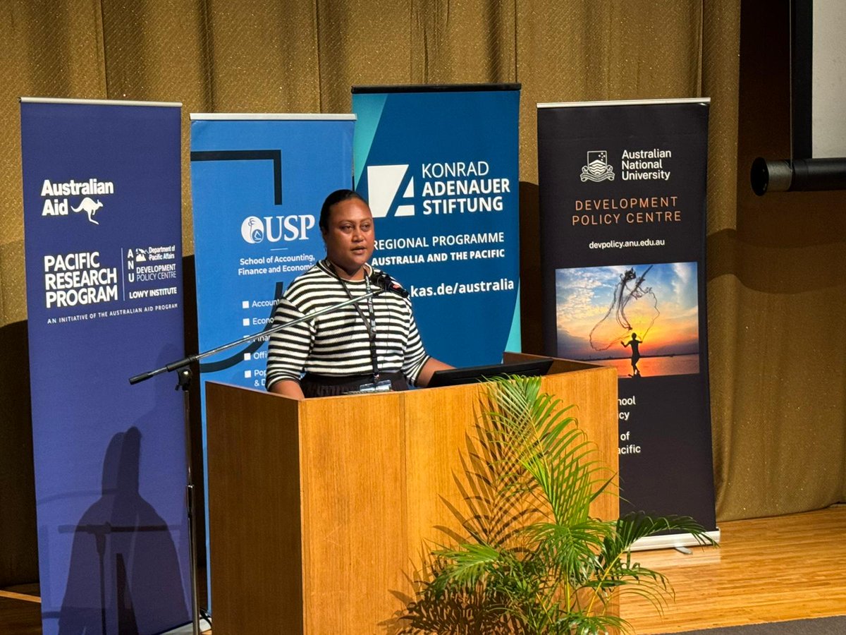 Sadhana Sen (@sadhana_sen1) on Twitter photo Day 2 #2025PacificUpdate begins at USP's ICT Centre, Laucala Campus, Suva with <a href="/toviamona/">Tovi Amona</a> of Belisi PNG delivering her paper titled PNG public-private partnership responding to gender based violence in PNG Day 2 #2025PacificUpdate begins at USP's ICT Centre, Laucala Campus, Suva with <a href="/toviamona/">Tovi Amona</a> of Belisi PNG delivering her paper titled PNG public-private partnership responding to gender based violence in PNG