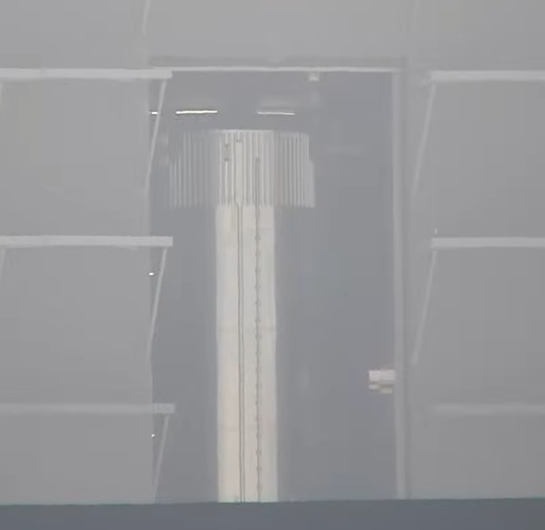 Booster 16 has been placed atop the booster transport stand!

Track Starbase Here: figma.com/design/2AvC161… 
Join Our Discord Here: discord.gg/ZbrSYPzDAq

📸NSF | Starbase Live

#Tracking #starship #Starbase #SpaceX