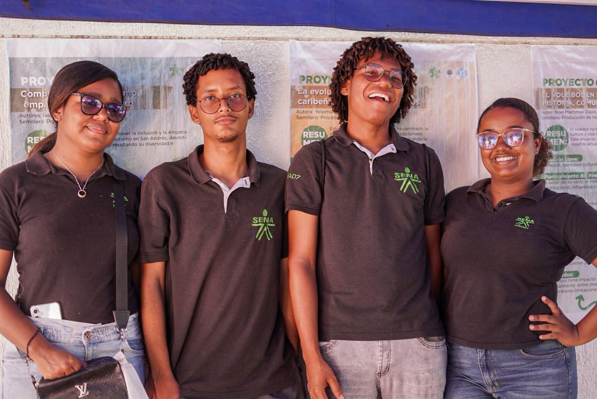 El SENA fue epicentro del conocimiento! 💡 Recibimos con orgullo el Encuentro Departamental de Semilleros de Investigación RedCOLSI, donde brillaron ideas transformadoras.
#SENAInnova #RedCOLSI #SENASanAndrés