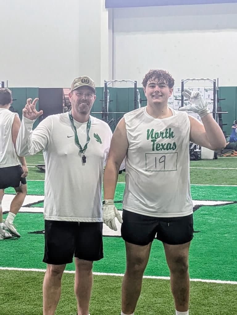 RichardSev77's tweet image. Thank you @Coach_Crill for inviting me out to North Texas to compete, I got a lot better today, and also shoutout to @CoachBillWeber and @__CoachMorris for putting on a great camp! #AGTG #Blessed @CoachBarnes91 @JButler_210 @JGonzalesJr10 @210Preps @BDammone