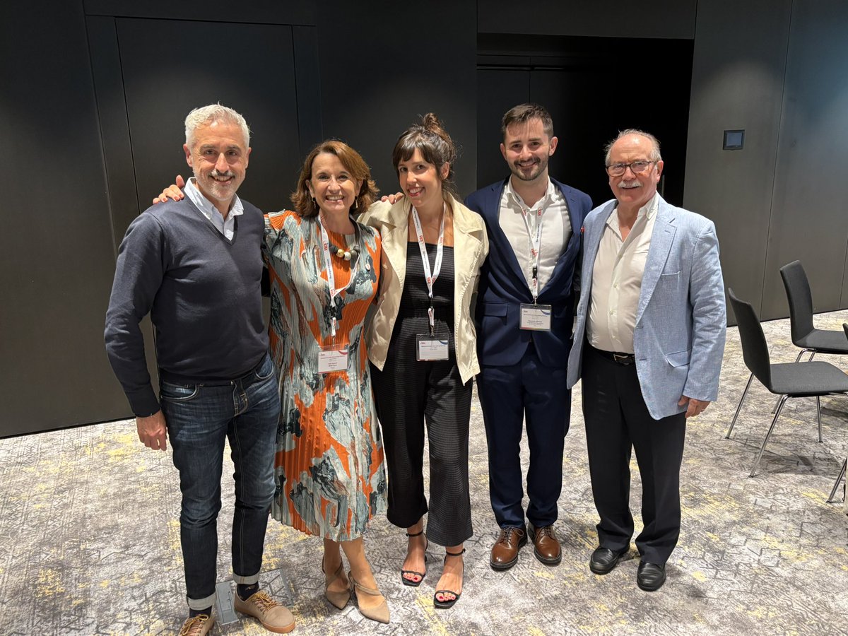Emilio Sánchez (@emilisanalv) on Twitter photo Spanish team at <a href="/ERAkidney/">ERA - European Renal Association</a> meeting in Vienna with President <a href="/torra_roser/">Roser Torra</a> <a href="/SENefrologia/">S.E.N. Nefrología</a> <a href="/tino092/">Tino Villanego</a> Spanish team at <a href="/ERAkidney/">ERA - European Renal Association</a> meeting in Vienna with President <a href="/torra_roser/">Roser Torra</a> <a href="/SENefrologia/">S.E.N. Nefrología</a> <a href="/tino092/">Tino Villanego</a>