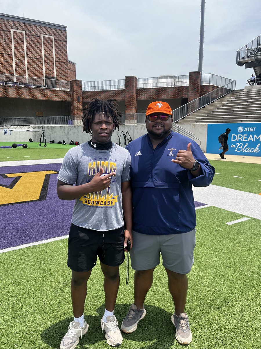 TERRY “TJ” COLQUITT 2026 (@terrycoluitt) on Twitter photo Had a great camp day at PVAMU overall lot more work to do! #AGTG
(1on1)5-2
Shuttle time (4.41)
Lb drills (6-0)
<a href="/CoachKSigler/">Kelvin Sigler</a> <a href="/CoachBobbyDaly/">Bobby Daly</a> <a href="/Coach_nbc/">Nick Cavallo</a> <a href="/coachDCee/">Coach DeVante Conner🏈</a> <a href="/CoachL_Hamilton/">Leeland Hamilton</a> <a href="/Coach_Meyer27/">Dalton Meyer</a> <a href="/coachjack212/">Tremaine Jackson</a> <a href="/UTEPCoachCJones/">Chris Jones</a> <a href="/mgoode20/">Mac Goode</a> Had a great camp day at PVAMU overall lot more work to do! #AGTG
(1on1)5-2
Shuttle time (4.41)
Lb drills (6-0)
<a href="/CoachKSigler/">Kelvin Sigler</a> <a href="/CoachBobbyDaly/">Bobby Daly</a> <a href="/Coach_nbc/">Nick Cavallo</a> <a href="/coachDCee/">Coach DeVante Conner🏈</a> <a href="/CoachL_Hamilton/">Leeland Hamilton</a> <a href="/Coach_Meyer27/">Dalton Meyer</a> <a href="/coachjack212/">Tremaine Jackson</a> <a href="/UTEPCoachCJones/">Chris Jones</a> <a href="/mgoode20/">Mac Goode</a>