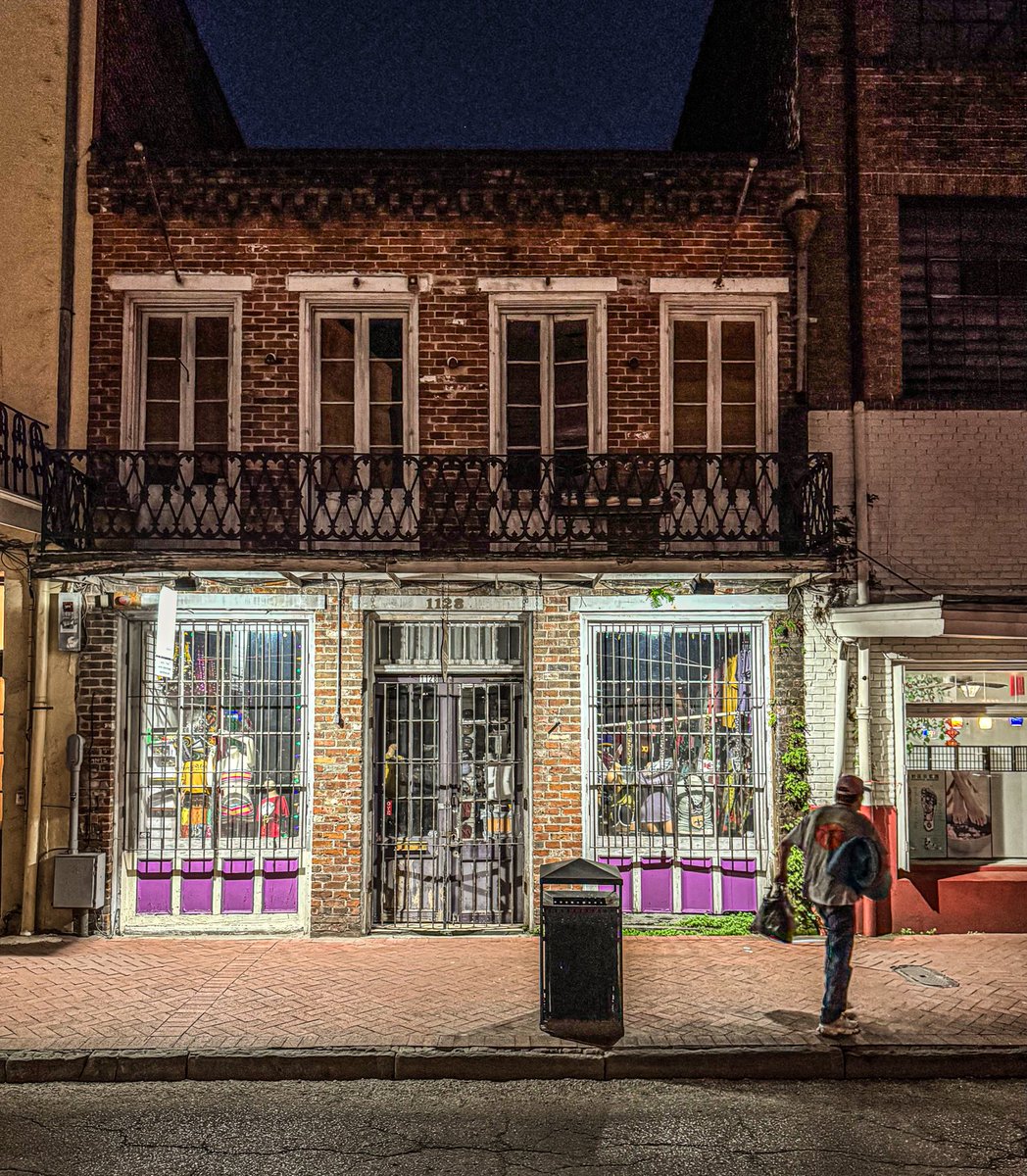 Gift shop, Decatur street, New Orleans