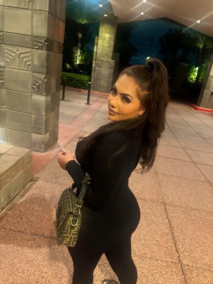 yourfaveelatina's tweet photo. I’m so sexxxc bitch 😍😘 https://t.co/oeW6HvmAHW