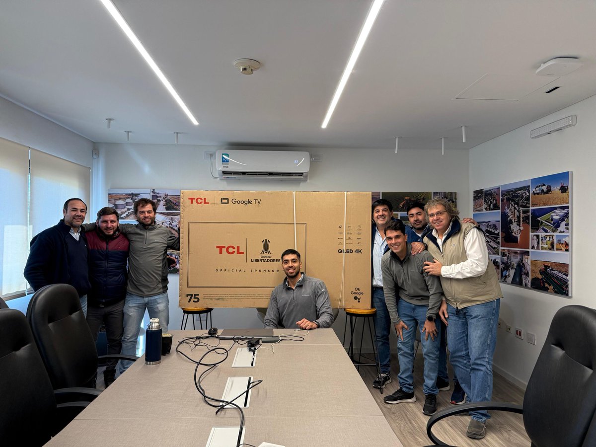 Premio al Desempeño del Acopio Tucuman en la Venta de AgroInsumos + Has de Experta- Campaña 2324.
🏅Tv 75''
Felicitaciones 🏆 a seguir por ese camino
<a href="/AGDagro/">Aceitera General Deheza SA</a> <a href="/AGDempleos/">AGD » Empleos</a> <a href="/EduardoCasado16/">Eduardo Casado</a>