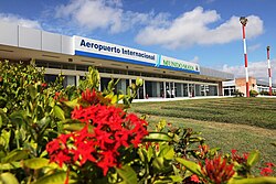 BayronCastell11's tweet photo. Seguimos Investment Petén 2050.
1. Remodelación del aeropuerto Mundo Maya y alianza pública-privada para su administración. 
2. Rehabilitación y remodelación aerodromo Poptún. 
3. Alianza de cielos abiertos con Mexico-Belice y otros países. 
4. Certificación aeropuerto Mundo Maya https://t.co/7MmjcEte6y