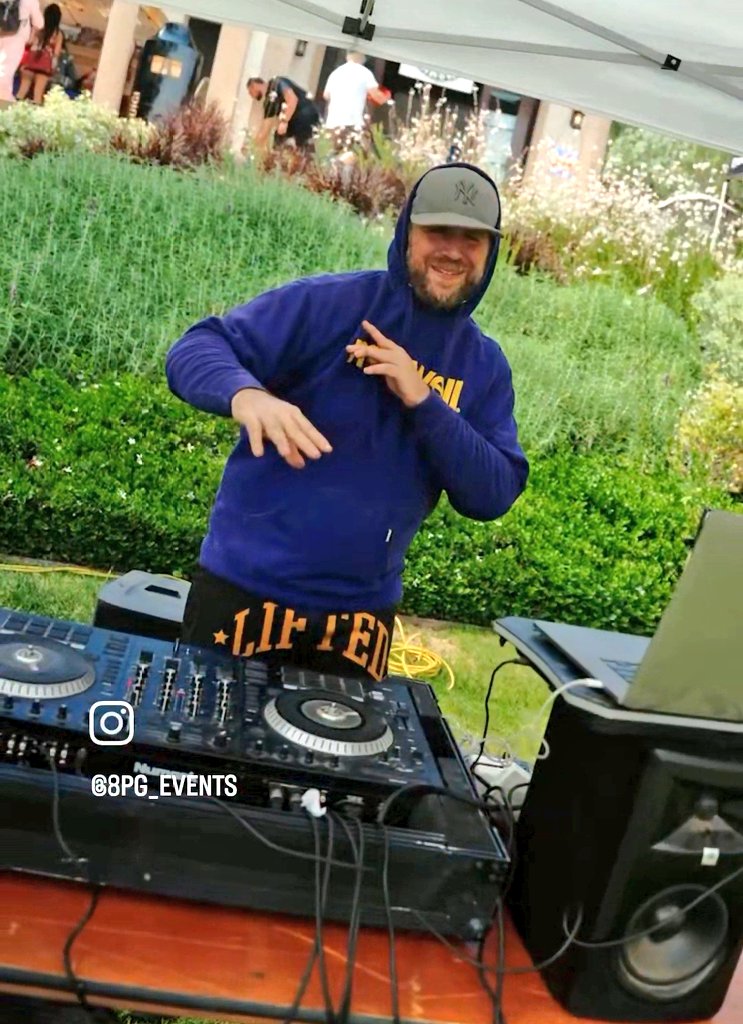 DJ_PROPER's tweet image. Amazing #SterlingManor is the best event nothing has a vibe like #TheSesh check the next at 8pgevents.com sign up now 🌿 love that video everyone click that link above and comment on the @instagram post . Stay locked in for new drops and giveaways via @Equality__Radio