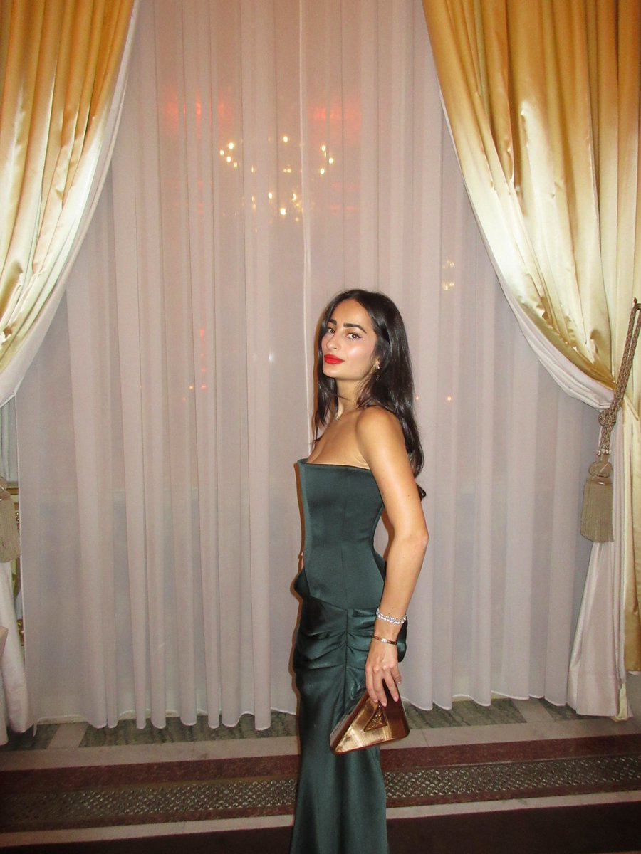 Happy Birthday To Me 🎈

Excited for what 28 has in store...