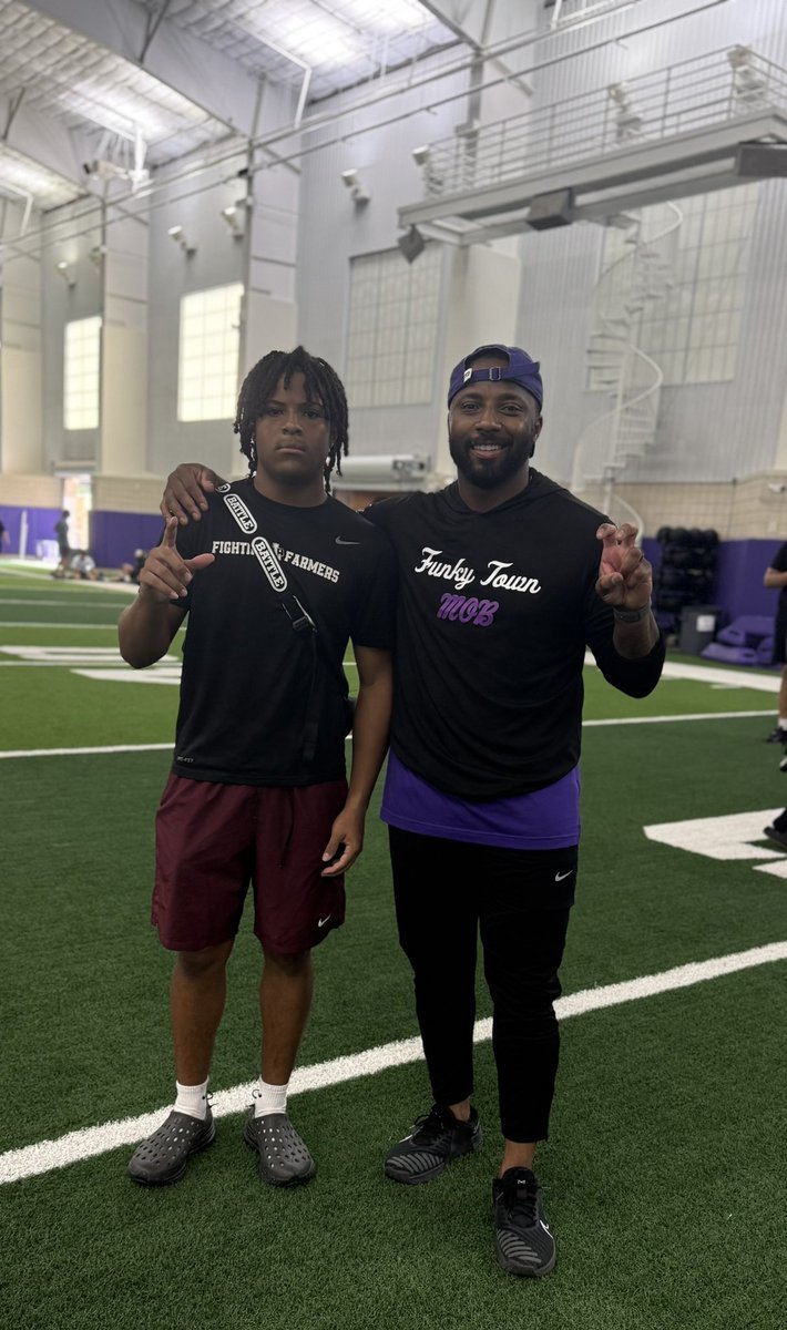 Bryson “Deuce” Mathis II (@2eucemathis) on Twitter photo Thank You for the invite <a href="/CoachTreW/">Tre Watson</a> and <a href="/TCUFootball/">TCU Football</a>! Had fun competing!
<a href="/LHSFball/">Lewisville Football</a> <a href="/CoachBMathis/">BeeJay Mathis</a> <a href="/modle1112/">Michael Odle</a> <a href="/CoachCHall/">Chris Hall</a> <a href="/ClayMackSkillz/">Clay Mack</a> <a href="/Coach_Olla/">Nick Olla</a> <a href="/TrueBuzzFB/">True Buzz Athletics</a> <a href="/CoachMcLa/">Gabe McLaughlin</a> Thank You for the invite <a href="/CoachTreW/">Tre Watson</a> and <a href="/TCUFootball/">TCU Football</a>! Had fun competing!
<a href="/LHSFball/">Lewisville Football</a> <a href="/CoachBMathis/">BeeJay Mathis</a> <a href="/modle1112/">Michael Odle</a> <a href="/CoachCHall/">Chris Hall</a> <a href="/ClayMackSkillz/">Clay Mack</a> <a href="/Coach_Olla/">Nick Olla</a> <a href="/TrueBuzzFB/">True Buzz Athletics</a> <a href="/CoachMcLa/">Gabe McLaughlin</a>