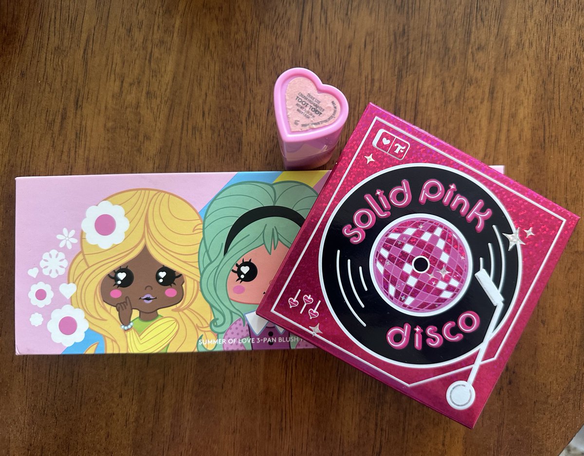 Maddy Perry (@maddyperry22) on Twitter photo oh we’re putting the makeup ON for solid pink disco tonight!!! my holy grail products🙏💕 <a href="/trixiemattel/">Trixie Mattel™</a> <a href="/TrixieCosmetics/">Trixie Cosmetics</a> oh we’re putting the makeup ON for solid pink disco tonight!!! my holy grail products🙏💕 <a href="/trixiemattel/">Trixie Mattel™</a> <a href="/TrixieCosmetics/">Trixie Cosmetics</a>