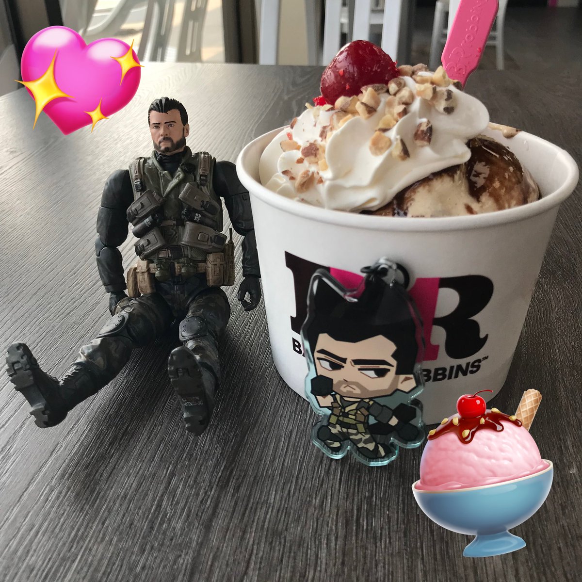 Just like what I did on woods birthday I went out for a treat to celebrate mason’s birthday 🍨