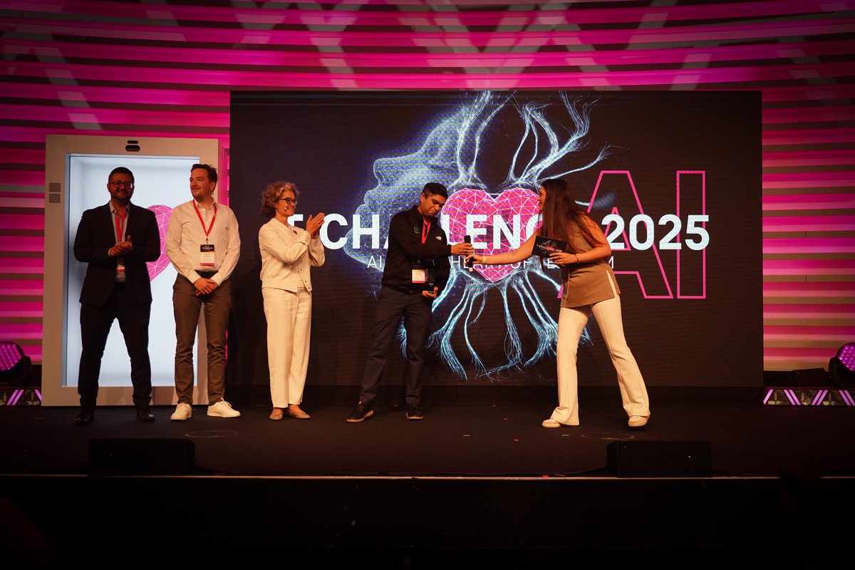 John Saw tweet media