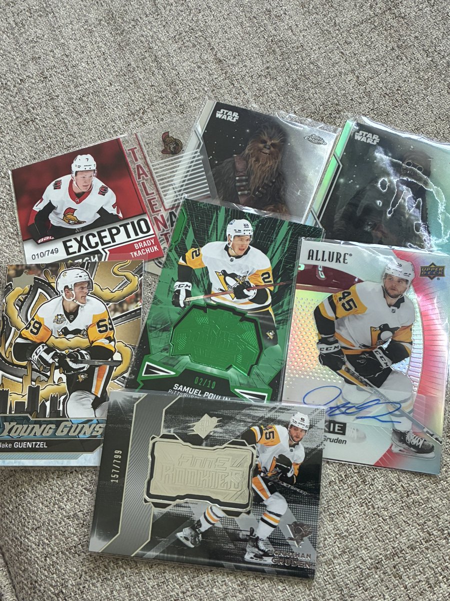 PiratesFandom's tweet image. Big thank you to @Seventen412 and @iowaneck for the mail today. Both awesome to work with!!