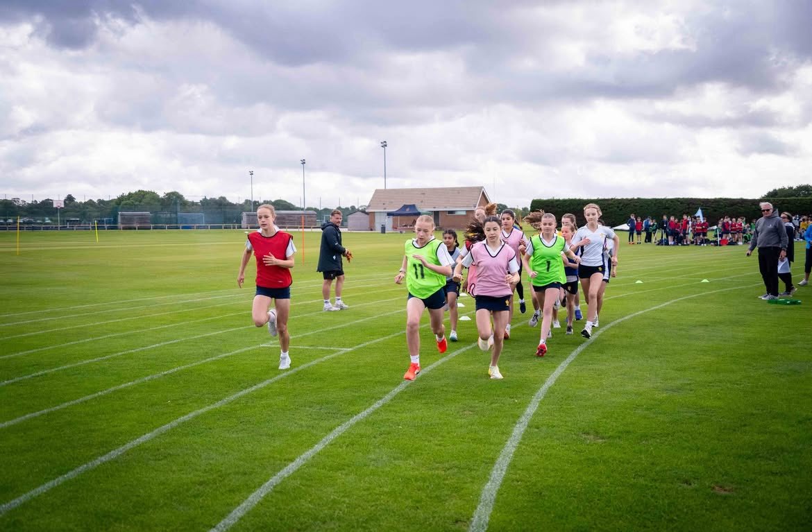 Seniors’ Sports Day - a great day full of doing athletics, rounders and tennis 🎾. A great day full of house spirit, sportsmanship, some great performances and Mr Lunn’s commentary skills. <a href="/kingschester/">The King's School</a>