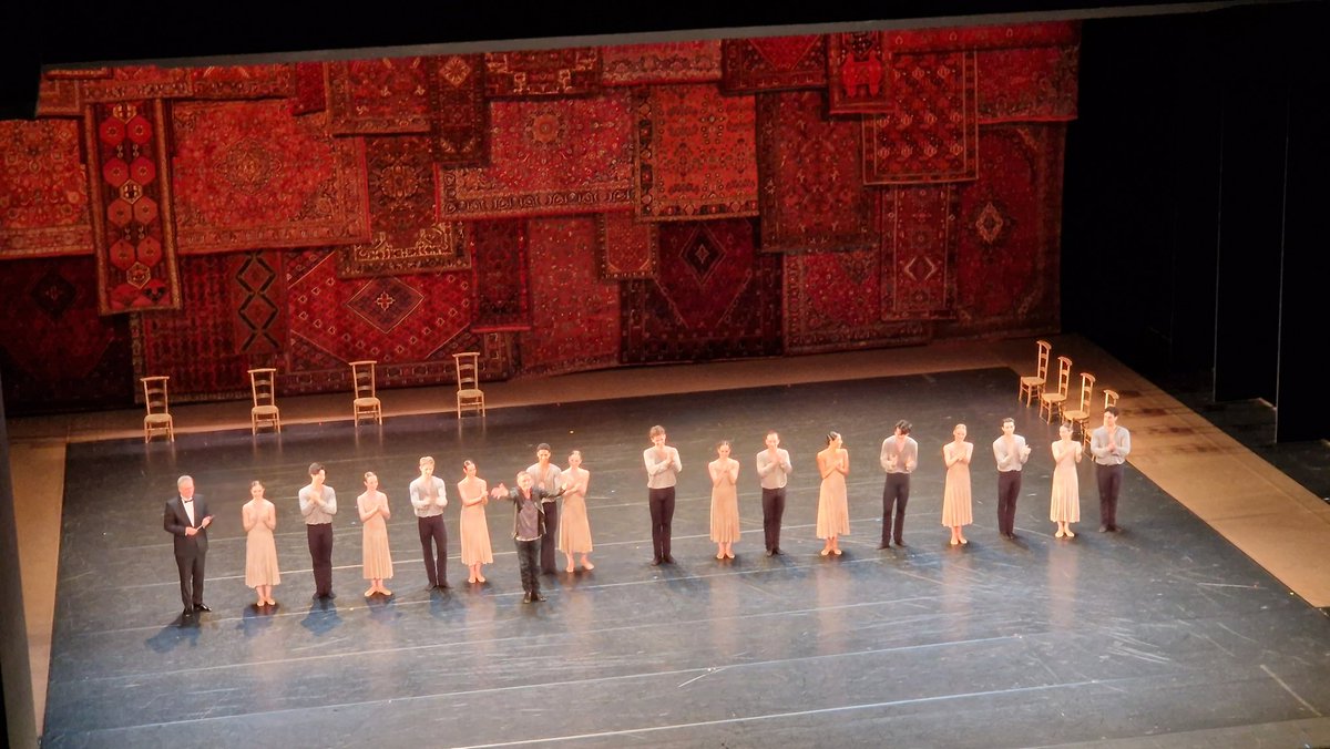 mortenrene's tweet photo. Etter en flott Jiří Kylián forestilling i går med «Day before Tomorrow», måtte det følges opp med «Day after Yesterday» i dag 😁🥂✨️
#Operaen #Nasjonalballetten #Jiří #Kylián #JiříKylián #Kyliánfestivalen https://t.co/XUkd8riOxD