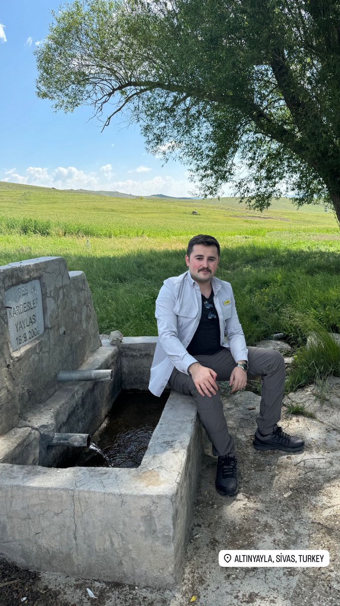 batuhankaalkan's tweet photo. “Ben bu yurdun dağlarında büyüdüm,
Toprakta, tohumda, taşta ben vardım.” https://t.co/Fe6gr7UzTD