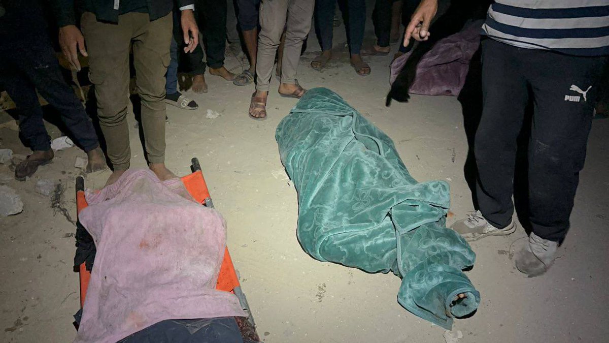 ⚡️7 civilians KILLED, including children, and others wounded, in an Israeli airstrike near the fishermen’s port in Gaza City.