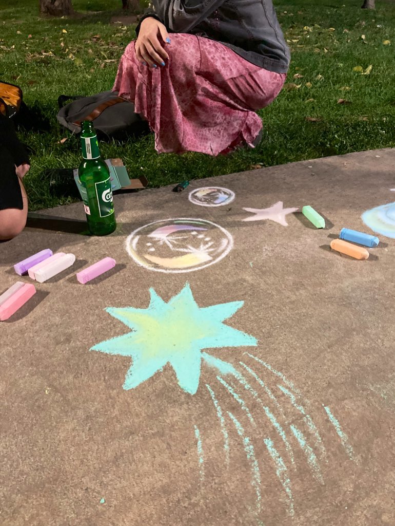 Geçiciliğin anıları
#sanat 
#terapi 
#itü 

#toplumsal farklılık
#çevresel duyarlılık
#etik kurallar