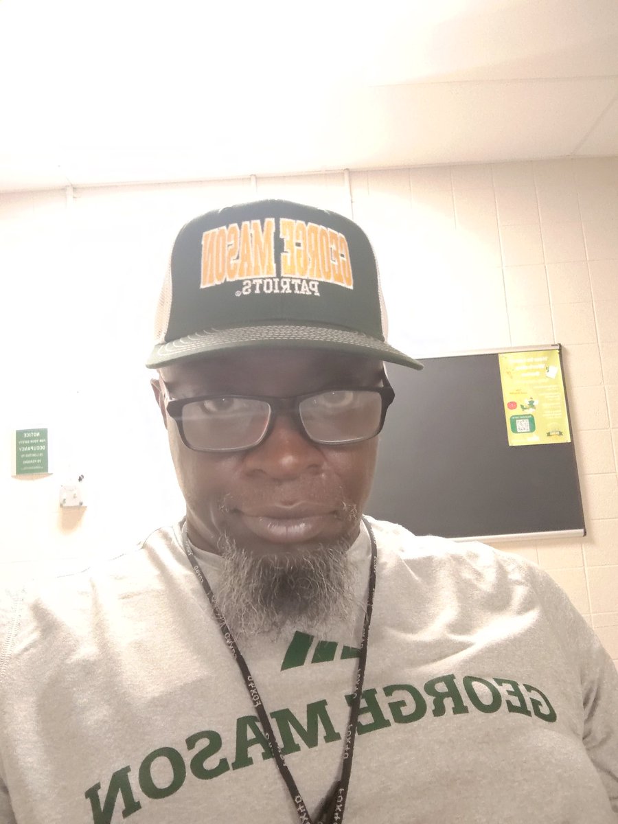 <a href="/FCADC1/">Coach_Goodie</a>  I'm 👀 for someone rq 
#Funfax #Masonnation🔰🏈🔒📲