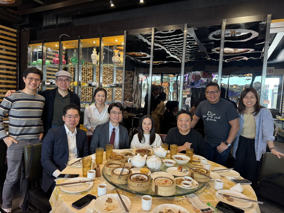 Herbert Loong, MBBS, FASCO (@herbloong) on Twitter photo There is nothing more fulfilling (or is it just filling? 🥟🥡) than a truly #multinational 🇭🇰🇸🇬🇯🇵🇺🇸 #multidisciplinary #MDT before heading out to the airport as we ‘digest’ new knowledge acquired and say goodbye to #ASCO25.
<a href="/mollylisc/">Molly Li</a> <a href="/HHorinouchi/">Hidehito HORINOUCHI</a> <a href="/DrYujiUehara/">Yuji Uehara, MD</a> <a href="/stephanieplsaw/">Stephanie Saw</a> There is nothing more fulfilling (or is it just filling? 🥟🥡) than a truly #multinational 🇭🇰🇸🇬🇯🇵🇺🇸 #multidisciplinary #MDT before heading out to the airport as we ‘digest’ new knowledge acquired and say goodbye to #ASCO25.
<a href="/mollylisc/">Molly Li</a> <a href="/HHorinouchi/">Hidehito HORINOUCHI</a> <a href="/DrYujiUehara/">Yuji Uehara, MD</a> <a href="/stephanieplsaw/">Stephanie Saw</a>