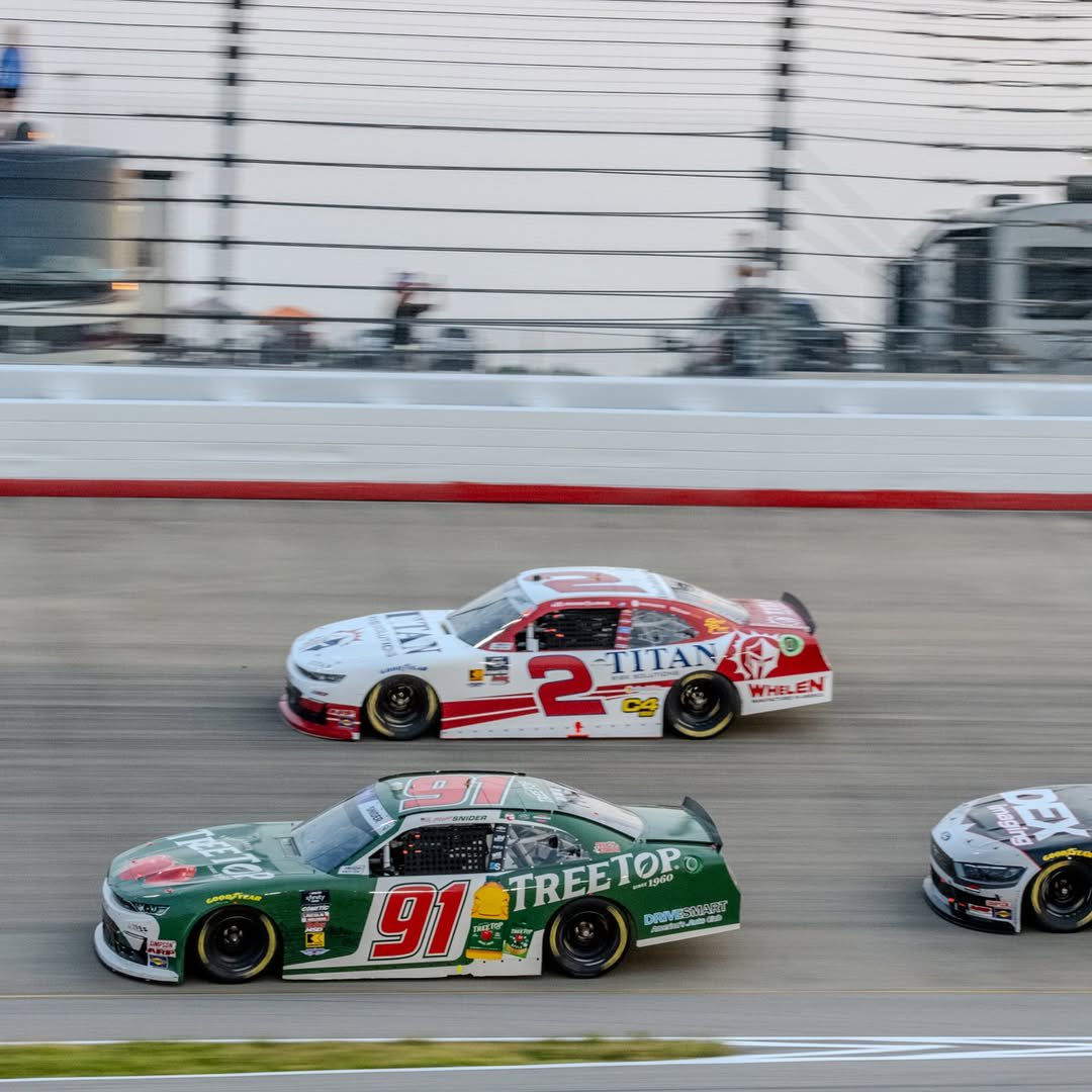 Jesse Iwuji Motorsports (@jims__official) on Twitter photo Nashville 📸 | <a href="/MyattSnider/">𝘔𝘺𝘢𝘵𝘵 𝘚𝘯𝘪𝘥𝘦𝘳</a> battled all race long and brought the #treetopinc Chevy home in P22 🧃🍎
#DGMxJIM #NASCAR #TeamChevy Nashville 📸 | <a href="/MyattSnider/">𝘔𝘺𝘢𝘵𝘵 𝘚𝘯𝘪𝘥𝘦𝘳</a> battled all race long and brought the #treetopinc Chevy home in P22 🧃🍎
#DGMxJIM #NASCAR #TeamChevy