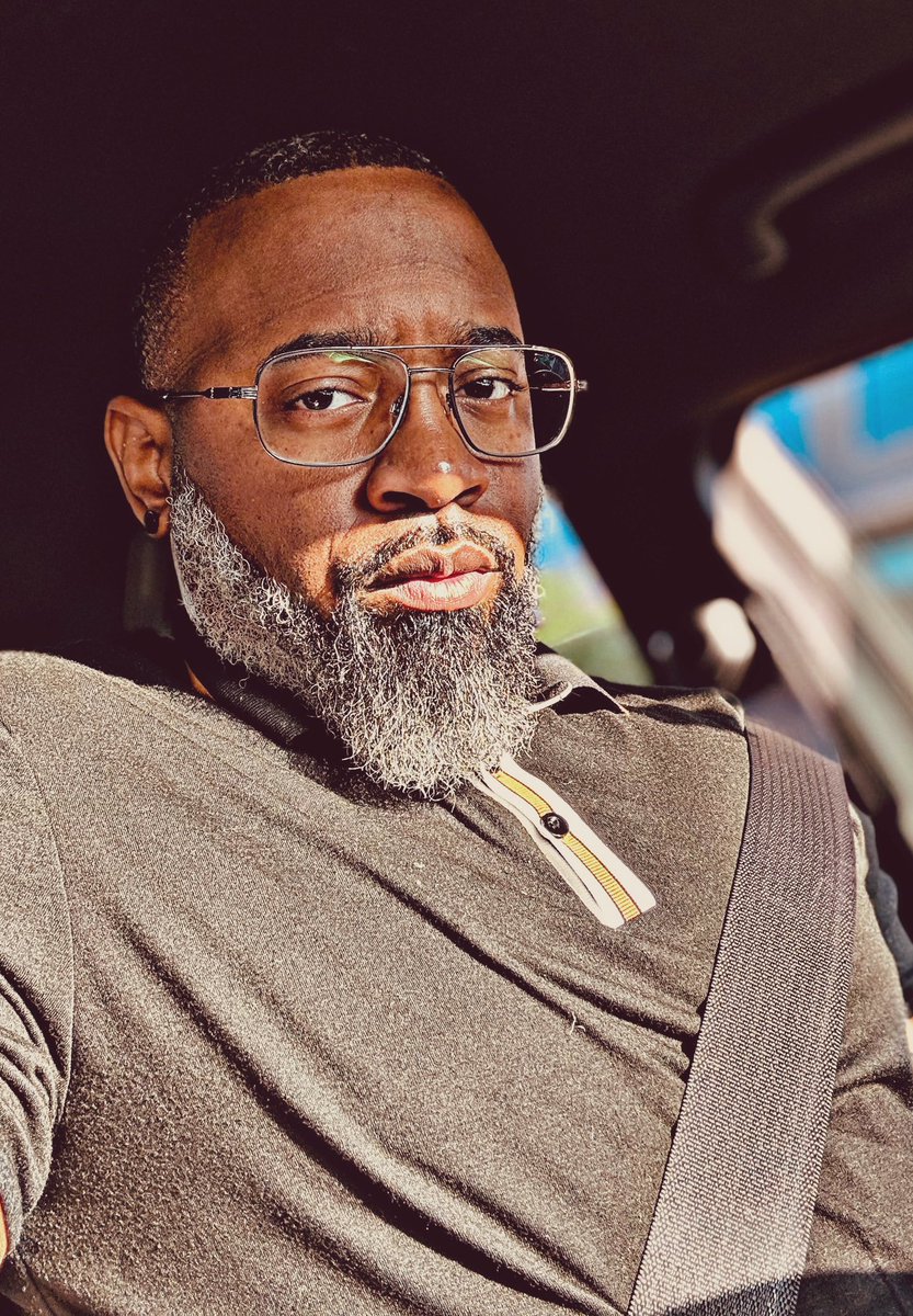 ShadMill's tweet image. QT with a car selfie 💯😤