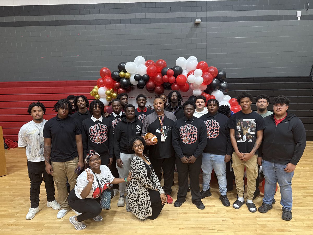 FurrAthletics's tweet photo. Thank you Coach @CornellGray1 for your 26 Years of service to the faculty, staff, students, and Community of @FurrHS  @HISDAthletics @AndreWalkerI @twalkereducator https://t.co/MGl2gmYH0S