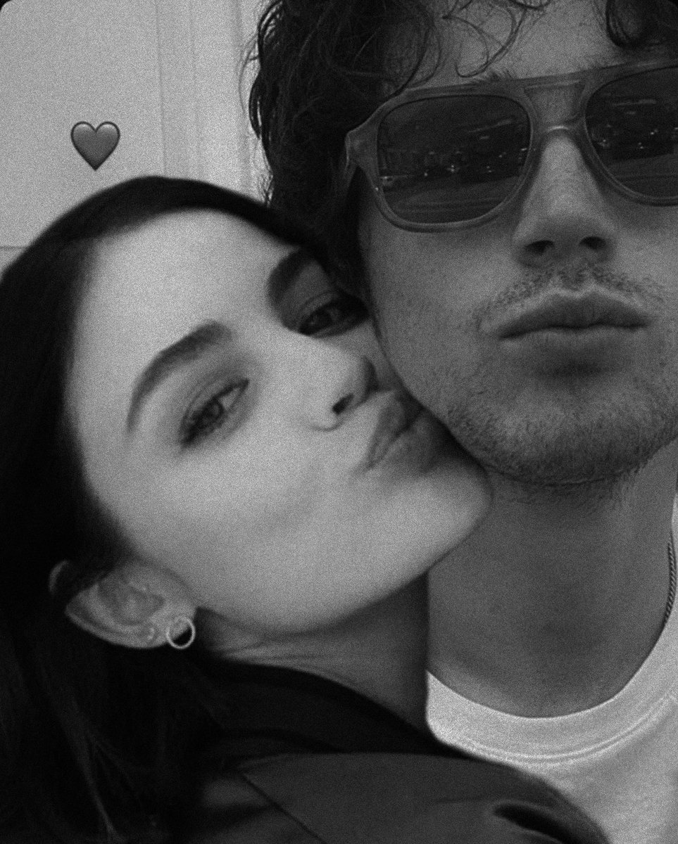 soulchapstick's tweet image. ⋆˚࿔                        ❤️⭐️

 𝑑𝑖𝑜 𝑑𝑖𝑟𝑒𝑐𝑡𝑜 𝑎 𝑚𝑖 𝑐𝑜𝑟𝑎𝑧𝑜𝑛 𝑢𝑛 𝑝𝑜𝑐𝑜 𝑖𝑔𝑛𝑜𝑟𝑎𝑛𝑡𝑒 𝑝𝑒𝑟𝑜 𝑡𝑜𝑑𝑜𝑠 𝑑𝑖𝑐𝑒𝑛 𝑞𝑢𝑒 𝑒𝑙 𝑙𝑎𝑟𝑎 𝑠𝑖𝑒𝑚𝑝𝑟𝑒 𝑒𝑠 𝑢𝑛 𝑙𝑢𝑔𝑎𝑟 𝑑𝑜𝑛𝑑𝑒 𝑡𝑢 𝑦 𝑦𝑜 𝑓𝑢𝑖𝑚𝑜𝑎 𝑐𝑟𝑒𝑎𝑑𝑜𝑠