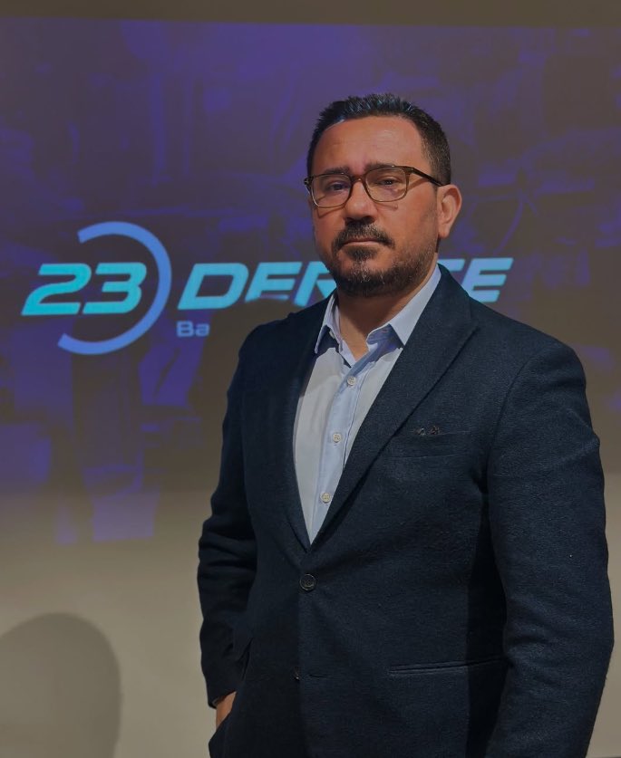 Sevgili meslektaşımız Gökhan Özbek’i ani bir rahatsızlık nedeniyle kaybettik. Gökhan sadece 41 yaşındaydı. İnsan böyle anlarda ölümün diğer her şeyi anlamsız kılan tek gerçek olduğunu hatırlıyor. 

Ailesine, sevenlerine, <a href="/yirmiucderece/">23 DERECE</a> emekçilerine baş sağlığı diliyorum 🙏