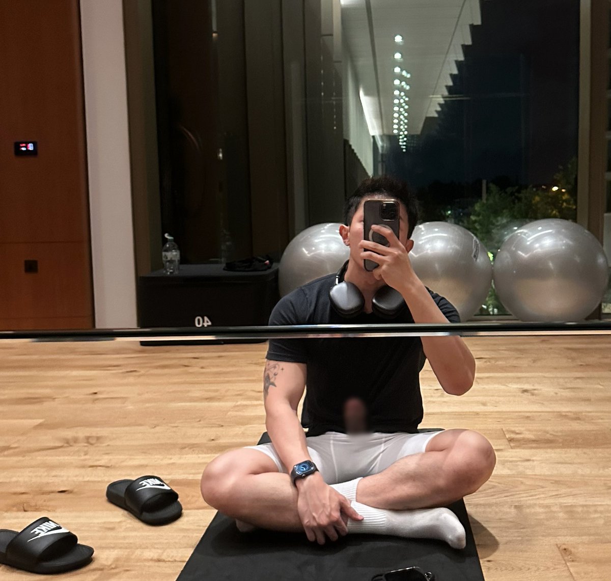 变态超人（广州 上海） tweet media