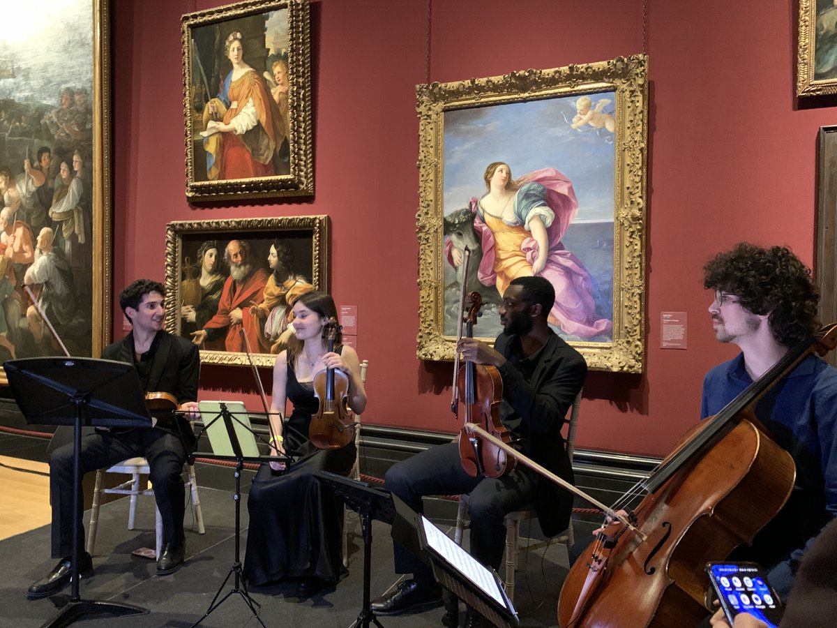 [#AnOxfordDiary]
What a gorgeous night at <a href="/NationalGallery/">National Gallery</a> <a href="/ItalyinLDN/">Italy in London</a>. Honoured to be invited, promoting academic research, art and music <a href="/aisuk_info/">AISUK Association of Italian Scientists in the UK</a>   <a href="/AshmoleanMuseum/">Ashmolean Museum</a>  <a href="/OxMusicFaculty/">Faculty of Music</a> <a href="/OxfordHistory/">Oxford History</a> <a href="/TORCHOxford/">TORCH Oxford</a>  <a href="/UniofOxford/">University of Oxford</a> <a href="/comites_londra/">Comites Londra</a> <a href="/intesasanpaolo/">Intesa Sanpaolo</a> <a href="/CampariAcademy/">Campari Academy</a>