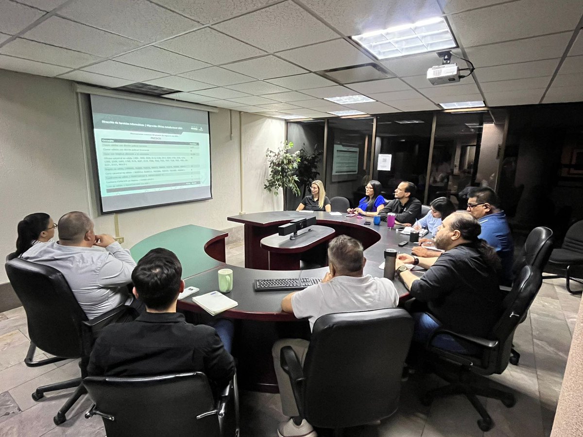 Como parte del proceso de migración estructural de información registral a un nuevo esquema de sistema homologado, el día de hoy se llevó a cabo una mesa de trabajo con la participación de las direcciones de Servicios Informáticos y Servicios Registrales.