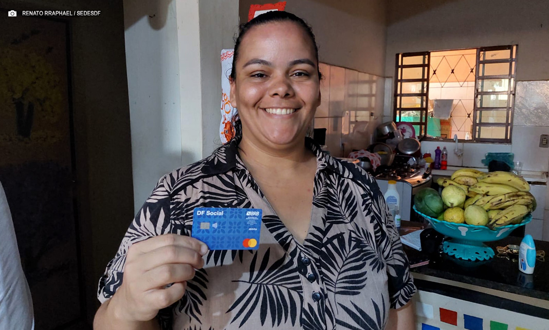 PDNewsBR's tweet image. Liberados R$ 46 milhões para pagamento do Cartão Gás, Cartão Prato Cheio e DF Social

politicadistrital.com.br/liberados-r-46…

#CARTãOGáS #CARTãOPRATOCHEIO #DFSOCIAL #SEDES