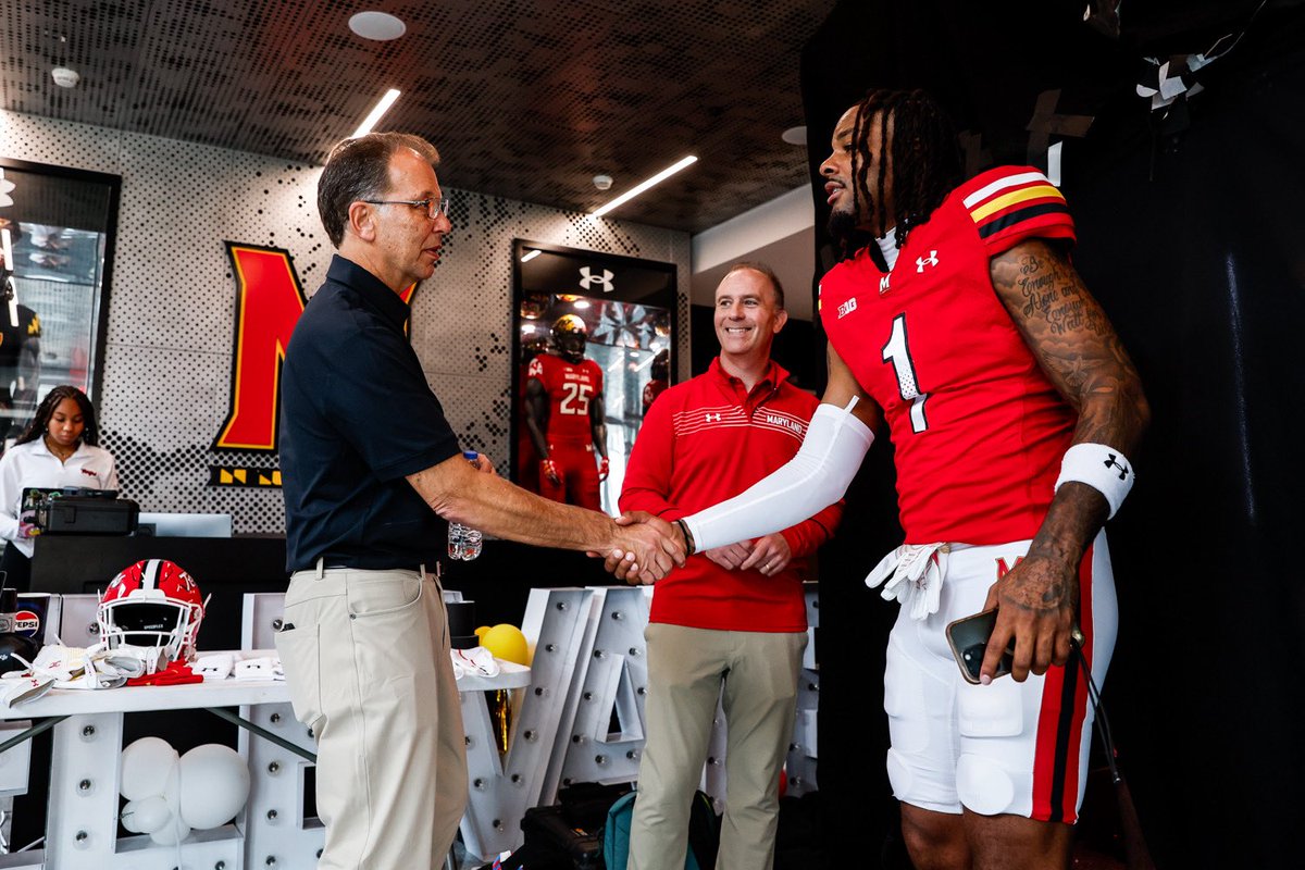 Great to have our new AD Jim Smith stop by Jones-Hill House!