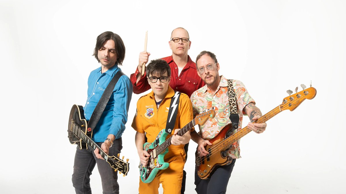 El cartel del Corona Capital 2025 está bueno!  Foo Fighters, Franz Ferdinand, Linkin Park, Garbage, Deftones, entre muchos más!  genial!  #coronacapital2025 

 rocksonico.com/nota.asp?not_i…