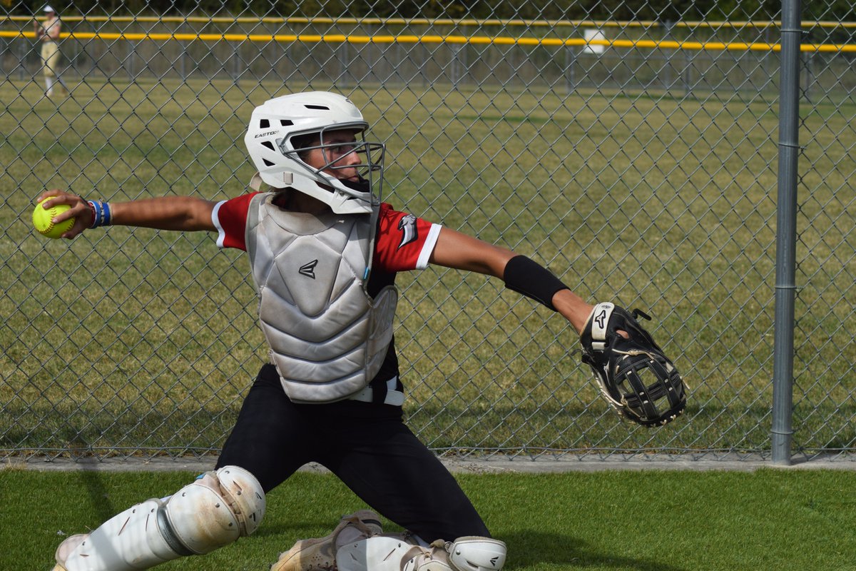 More post season awards for the Greyhounds!  These two both had a good year and Mackenzie Keller received All Conference 1st Team honors; while Alyssa Kendrick received All Conference Honorable Mention.  Congratulations to both of them!