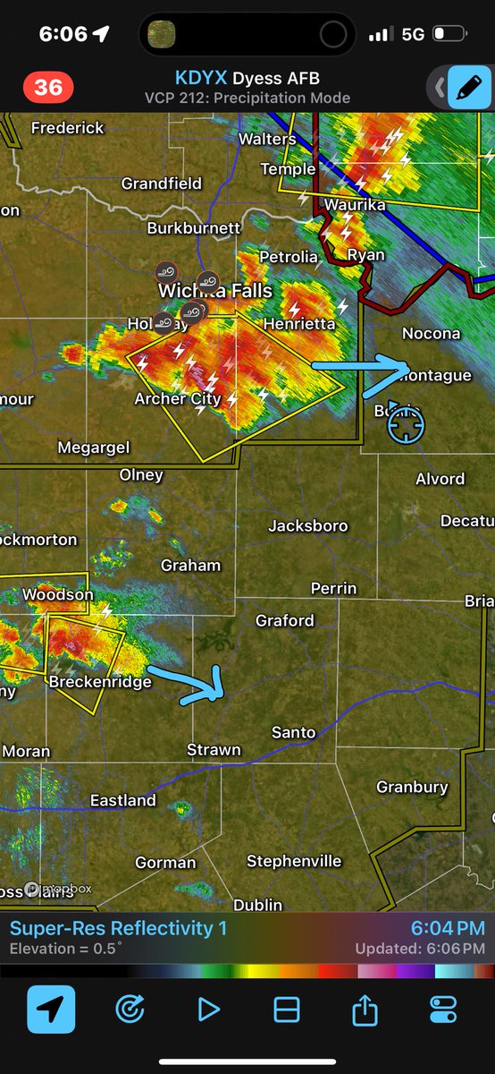 NorthTXWeather's tweet photo. Strong storms forming across the western and NW counties as expected. This is my view from S of Bowie facing NW! @CBSNewsTexas https://t.co/QhKNuMhzAf