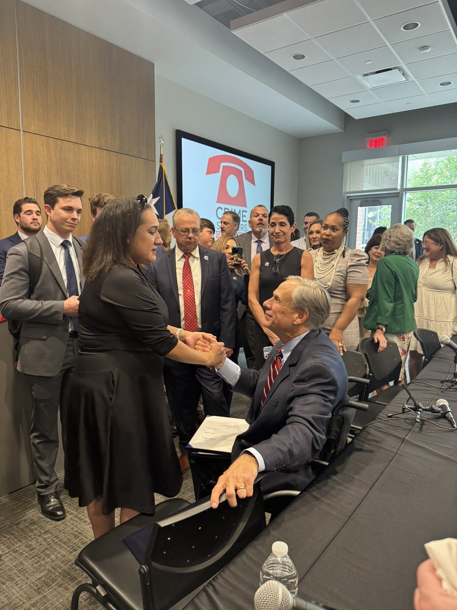 Kim Ogg (@kim_k_ogg) on Twitter photo After years of pushing for bail reform, I was honored to attend the historic bill signing with Governor <a href="/GregAbbott_TX/">Greg Abbott</a> , Lieutenant Governor <a href="/DanPatrick/">Dan Patrick</a> , State Senator <a href="/joanhuffman/">Joan Huffman</a> , and all of our Texas Crime Victims United family to put a hard stop on years of failed bail After years of pushing for bail reform, I was honored to attend the historic bill signing with Governor <a href="/GregAbbott_TX/">Greg Abbott</a> , Lieutenant Governor <a href="/DanPatrick/">Dan Patrick</a> , State Senator <a href="/joanhuffman/">Joan Huffman</a> , and all of our Texas Crime Victims United family to put a hard stop on years of failed bail