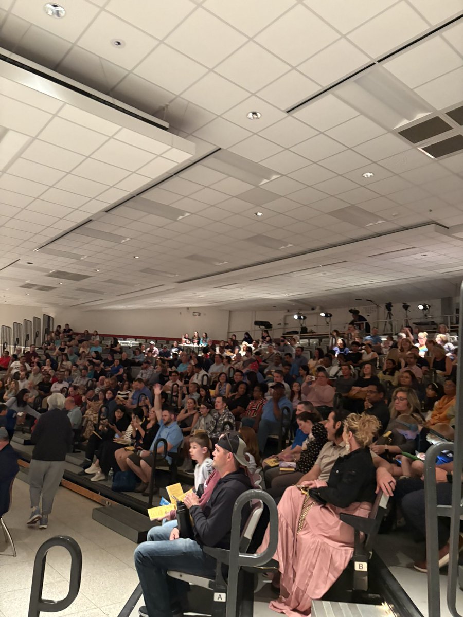 FMS Principal (@lastermichael) on Twitter photo Excited for the performance tonight, they’ve sounded great in rehearsals. Good crowd tonight for the 8th grade spring concert 🎶 #fmslearns <a href="/GuilderlandCSD/">Guilderland Schools</a> <a href="/fmsptaguild/">FMS PTA</a> Excited for the performance tonight, they’ve sounded great in rehearsals. Good crowd tonight for the 8th grade spring concert 🎶 #fmslearns <a href="/GuilderlandCSD/">Guilderland Schools</a> <a href="/fmsptaguild/">FMS PTA</a>