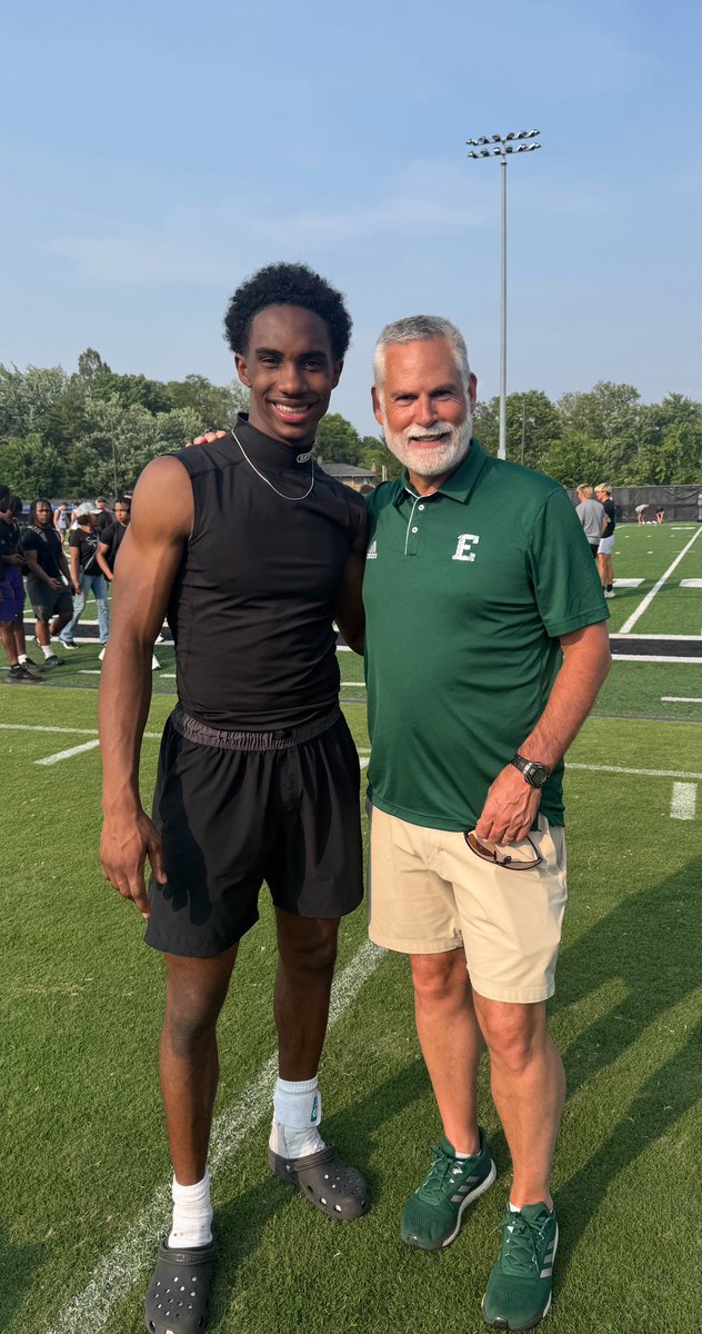 Lundon Hampton (@hamptonlundon) on Twitter photo After a great conversation with coach creighton today I am blessed to receive an offer from eastern Michigan today in my back yard <a href="/Donfellows2/">Don Fellows</a> <a href="/CoachBlackwell_/">Curtis Blackwell II</a> <a href="/AllenTrieu/">Allen Trieu</a> <a href="/EMUFB/">Eastern Michigan Football</a> <a href="/TheDZone/">TheDZone</a> <a href="/Rivals/">Rivals</a> <a href="/247Sports/">247Sports</a> After a great conversation with coach creighton today I am blessed to receive an offer from eastern Michigan today in my back yard <a href="/Donfellows2/">Don Fellows</a> <a href="/CoachBlackwell_/">Curtis Blackwell II</a> <a href="/AllenTrieu/">Allen Trieu</a> <a href="/EMUFB/">Eastern Michigan Football</a> <a href="/TheDZone/">TheDZone</a> <a href="/Rivals/">Rivals</a> <a href="/247Sports/">247Sports</a>