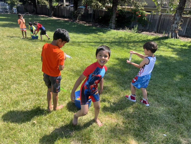 JulieCroy11's tweet image. TK bubbles, chalk and water play day💜💛#lvpride #weareBUSD