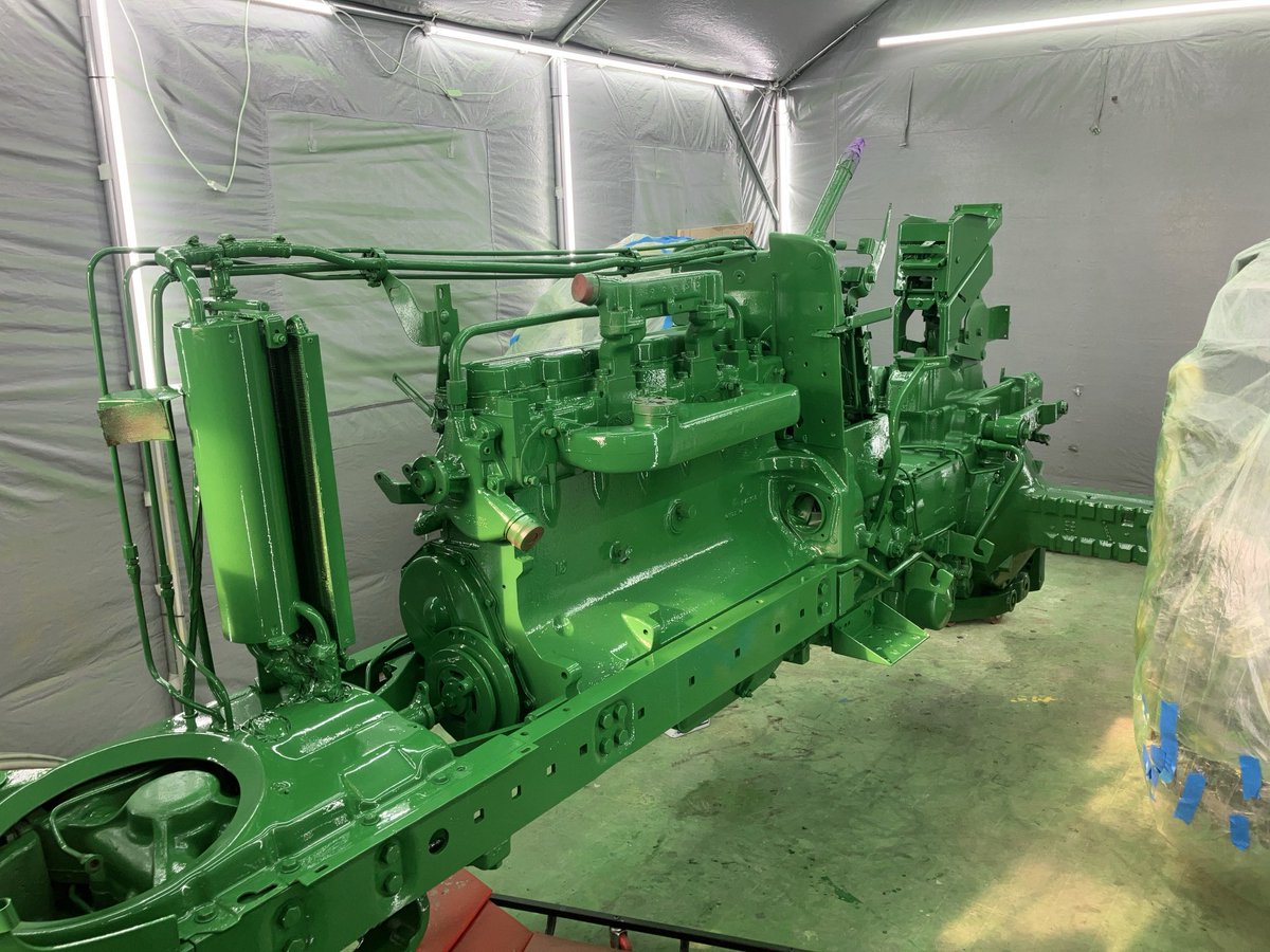 jev4320's tweet image. Chassis painted today, And they all said….. Amen.