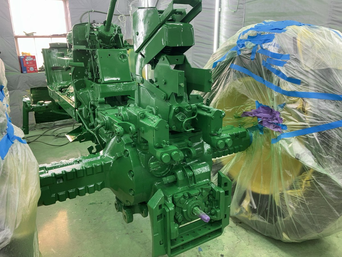 jev4320's tweet image. Chassis painted today, And they all said….. Amen.