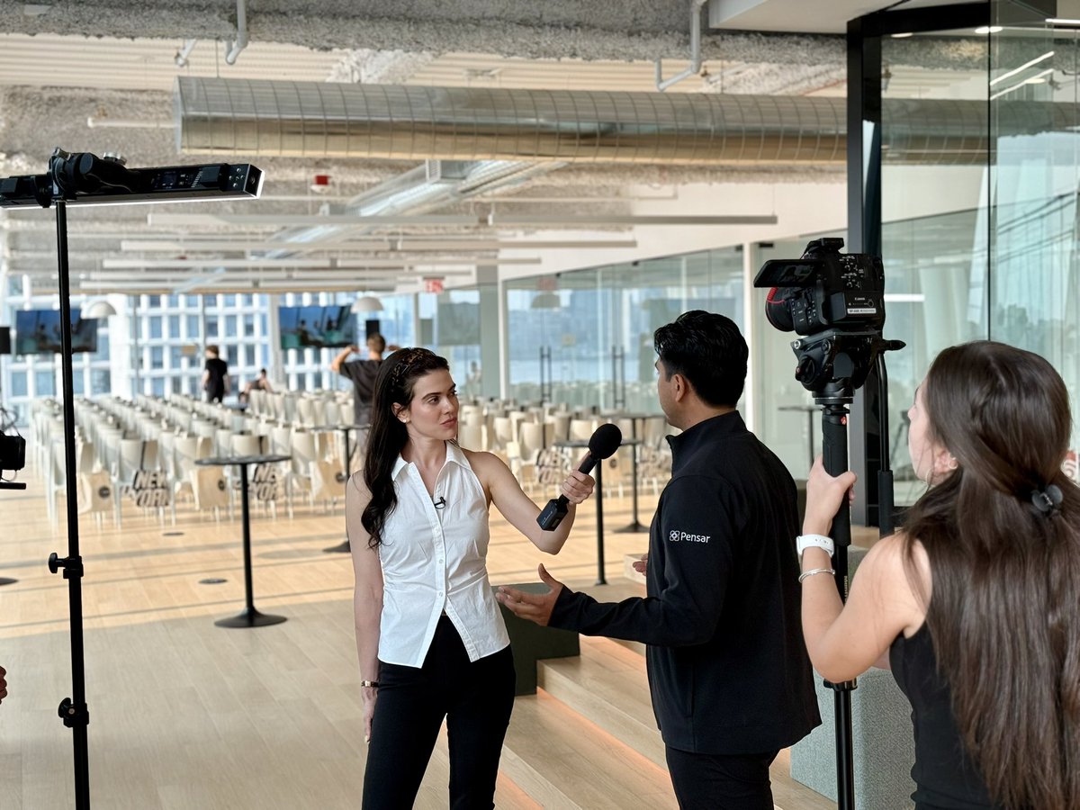 NY <a href="/Techweek_/">Tech Week</a> continues! Packed house at The Refinery at Domino for NYC AI Demos, featuring AI demos from the likes of <a href="/IBM/">IBM</a>, <a href="/DetectDeepfakes/">Reality Defender</a>, <a href="/GoogleDeepMind/">Google DeepMind</a>, and more. Thanks to <a href="/ai_pensar/">Pensar ⌘</a>, <a href="/TwoTreesNY/">Two Trees Management</a>, and <a href="/_NYNext/">NYNext</a> for co-hosting!

#ObviouslyNYC #NYTechWeek