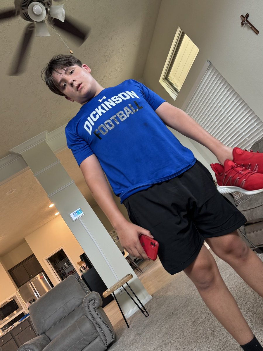 AJHanley53's tweet photo. Ready for this season. Ran a couple of miles to keep the cardio up before SAC starts tomorrow. βIf you stay ready, you donβt have to get ready!β #DJHS #GatorPride π https://t.co/2xKdItE7xh