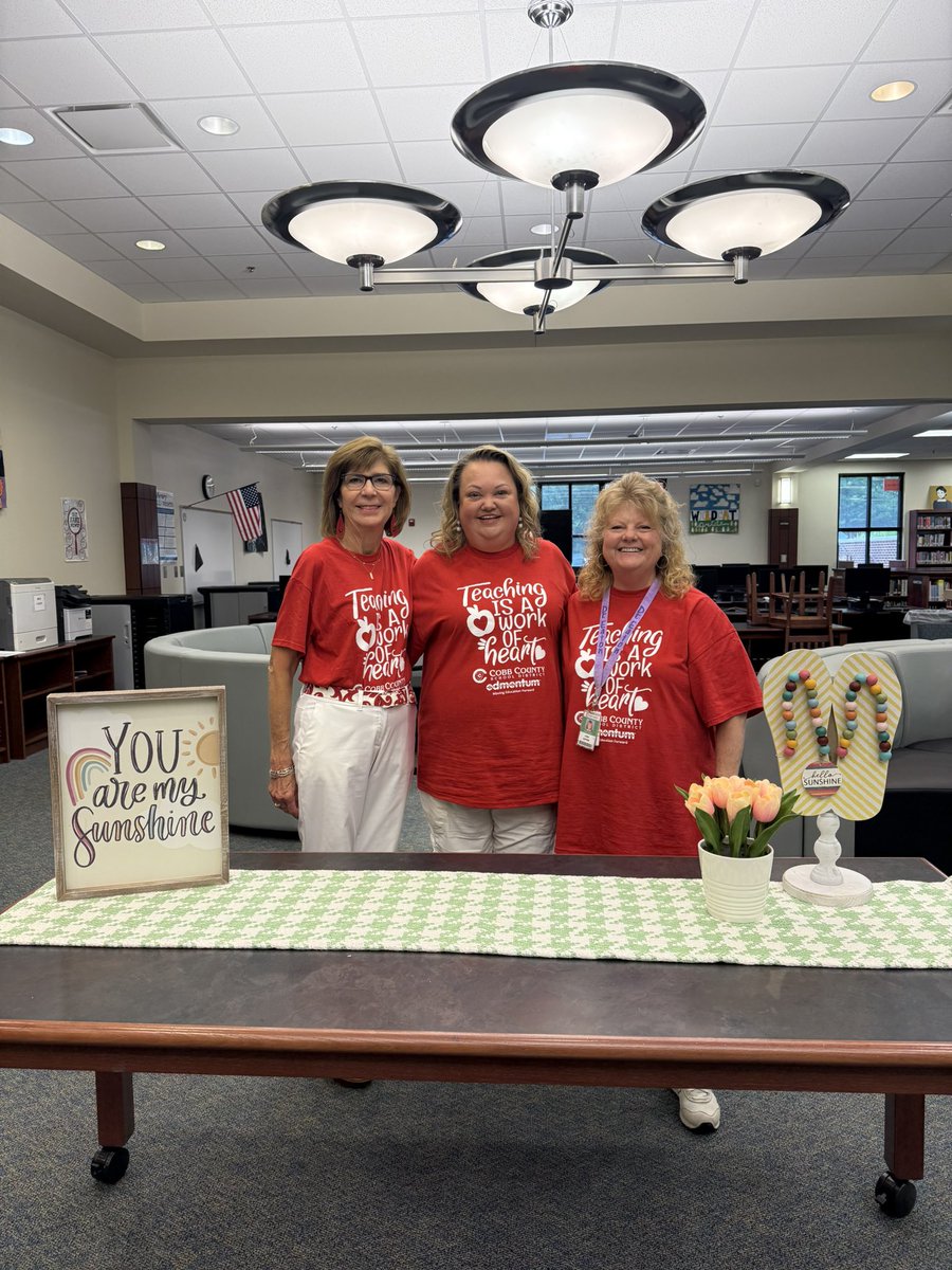 jennsaine's tweet image. Shoutout to the incredible @CobbSchools teachers kicking off summer school with passion &amp;amp; purpose! 💪☀️ Teaching is a true work of heart. ❤️ Thank you for your dedication to students, your craft, &amp;amp; your partnership with @edmentum. Let’s make this summer count! 🍎📚 #EducatorFirst