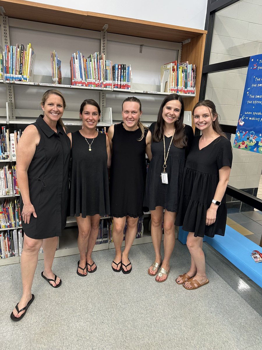 Happy Twin Day! The countdown to summer still going☀️❤️ <a href="/SolleyAACPS/">SolleyAACPS</a>