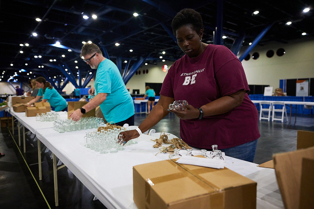 We're just under 4,000 items donated for our On-Site Service-Learning experiences at #LCMSYG! Thank you to those who have committed to donating items! With thousands of opportunities, there's still time to sign up to bring donations. Visit signup.com/go/ijPYczO to sign up!
